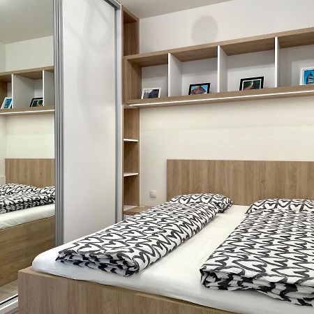 Kamzik Apartman Pozsony Kültér fotó