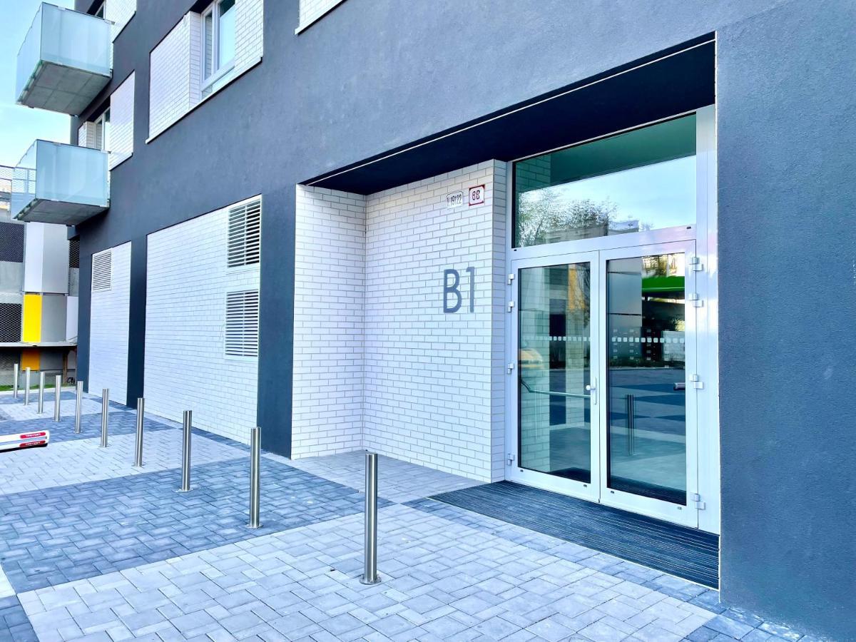 Kamzik Apartman Pozsony Kültér fotó